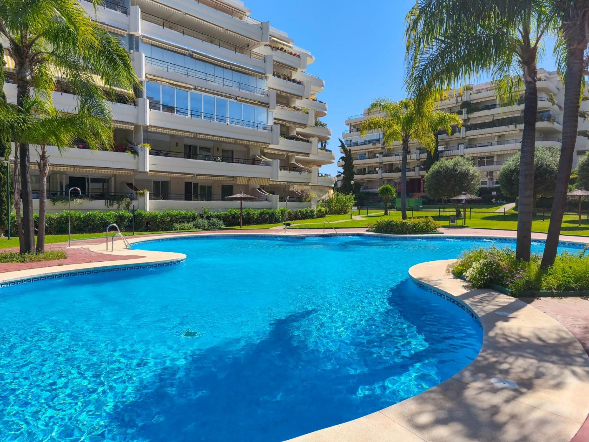 Paraiso Golf Guadalmina By Lica Homes Casares